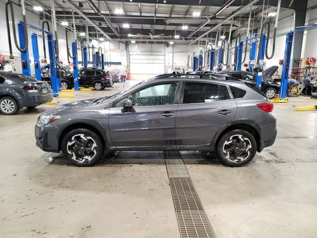 Used 2022 Gray Metallic Subaru Limited image 4