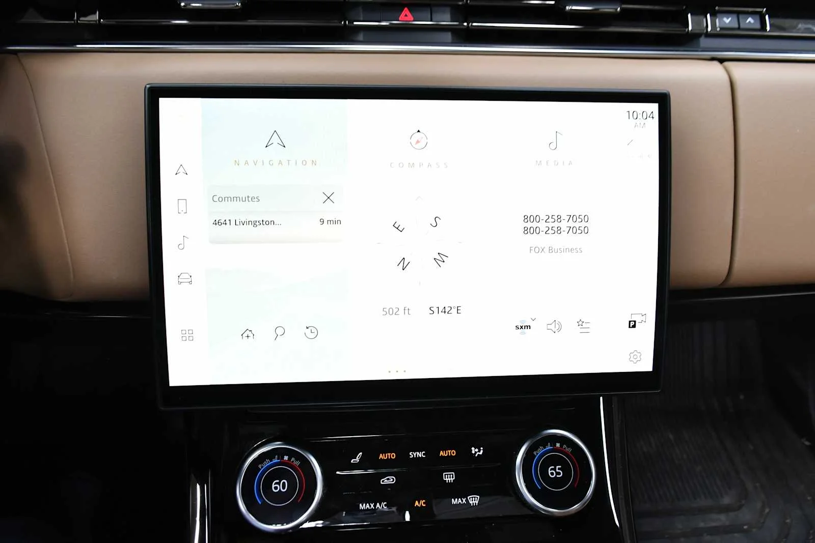 Used 2023 Carpathian Grey Premium Metallic Land Rover SE Dynamic image 17