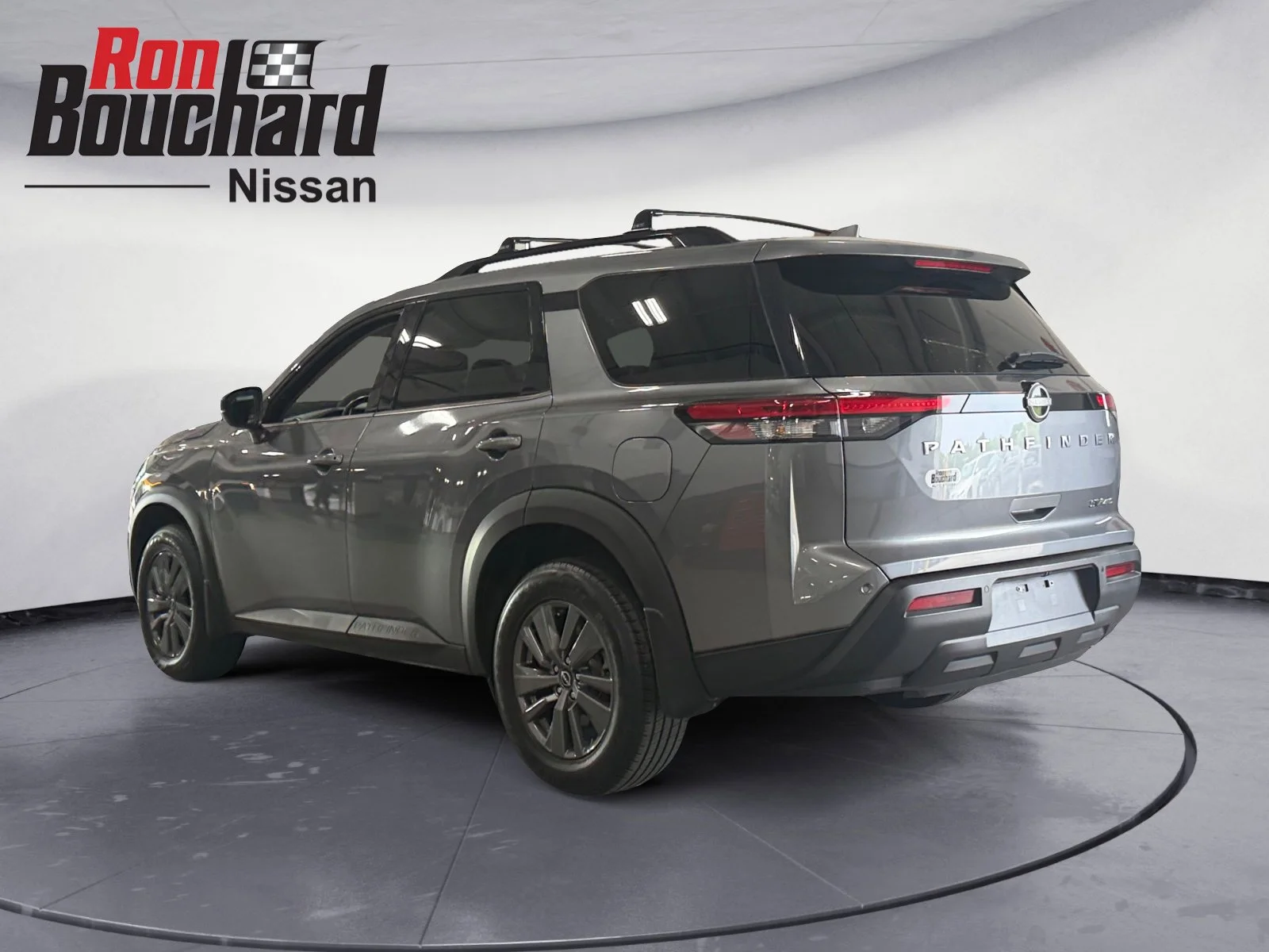 Used 2023 Gun Metallic Nissan SV image 4