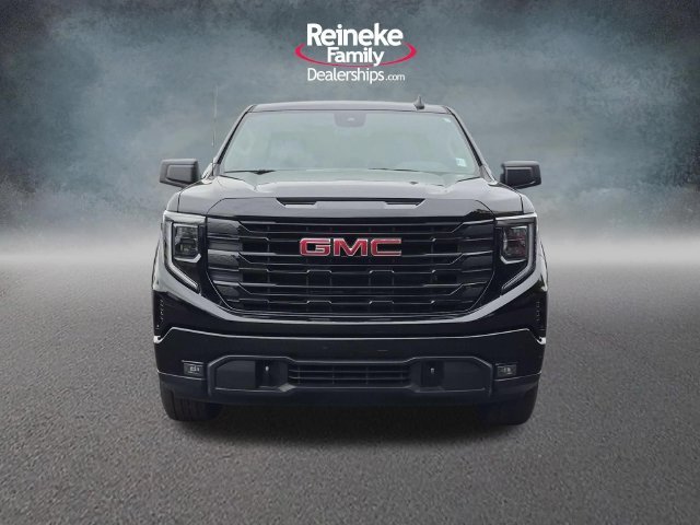 Used 2026 Onyx Black GMC Elevation image 2