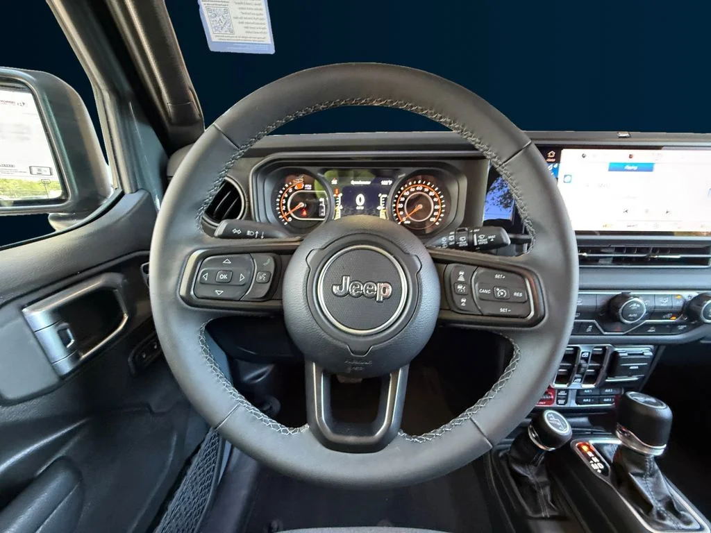 Used 2026 Gray Jeep Rubicon image 13