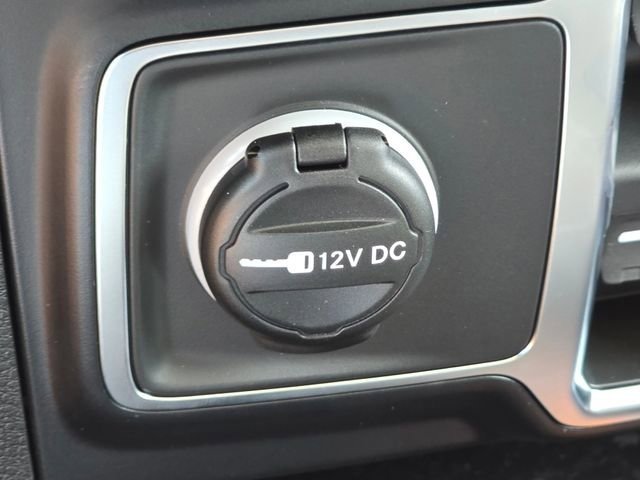 New 2026 Goldilocks Exterior Paint Jeep Sahara image 13