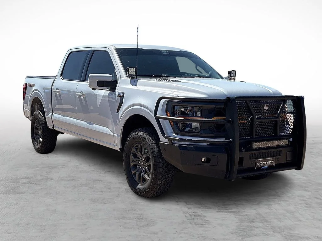 Used 2025 White Ford Tremor image 1