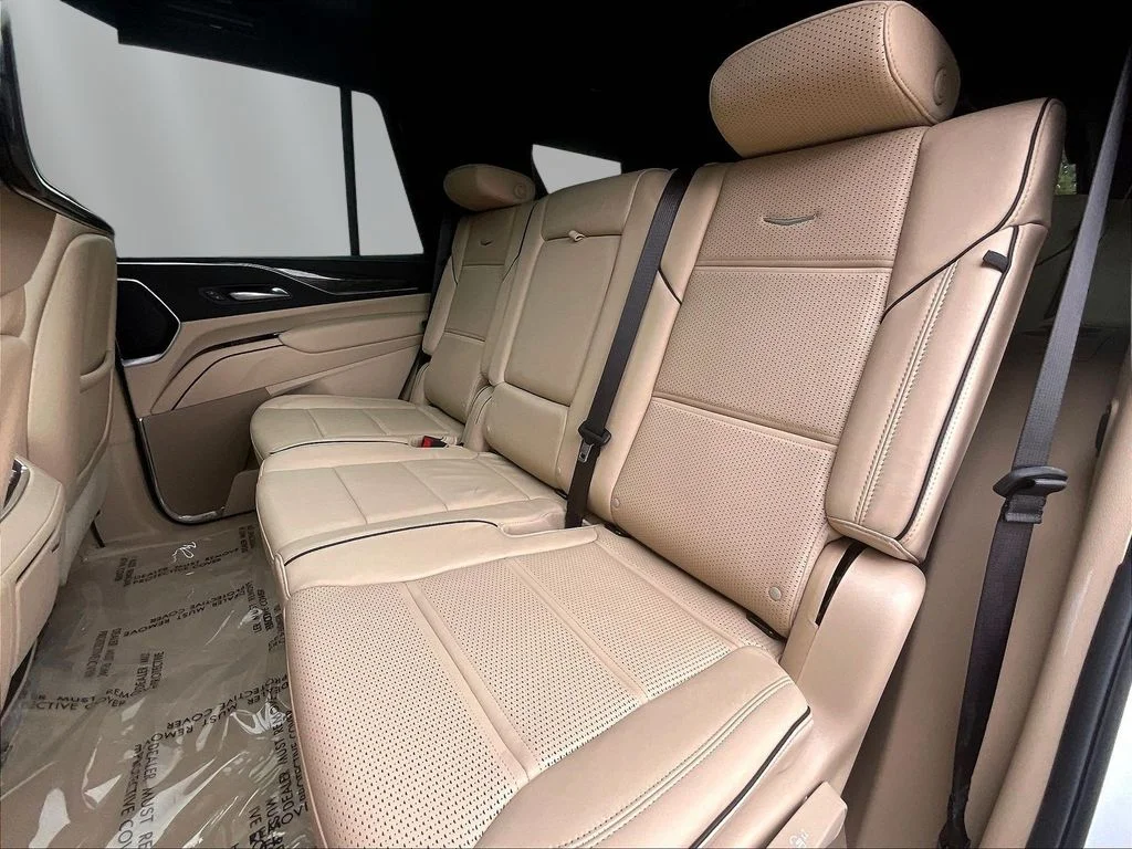 Used 2024 Crystal White Tricoat Cadillac Premium Luxury image 21