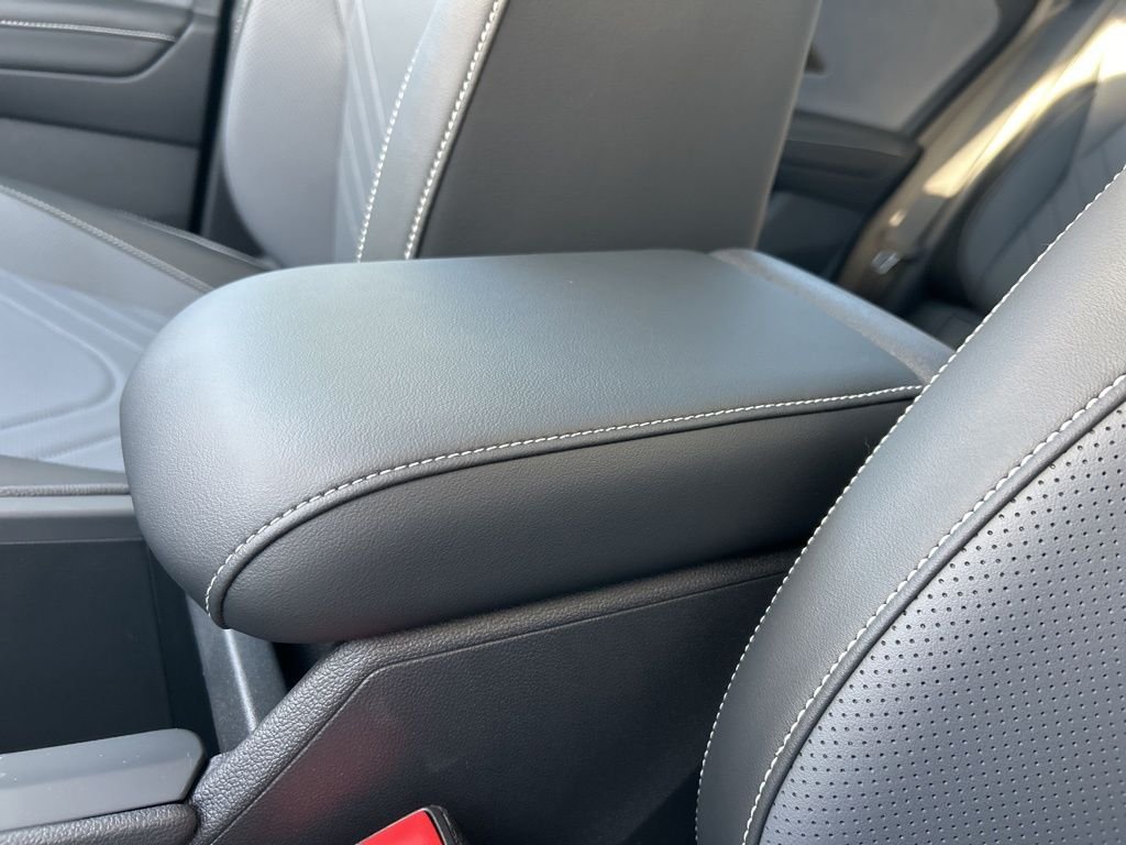 New 2026 Black Volkswagen 2.0T SE image 38
