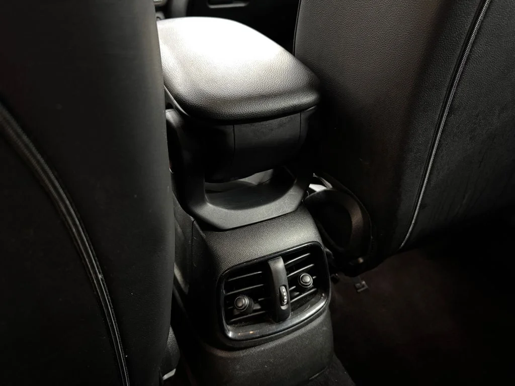 Used 2022 Gray MINI Base image 26