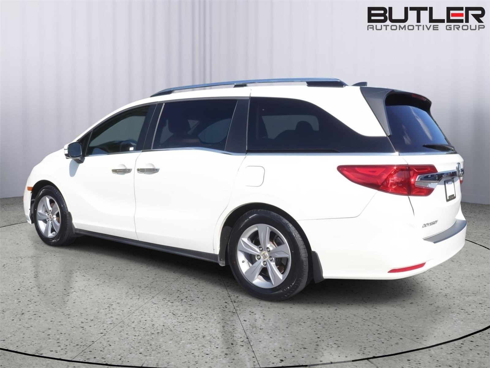 Used 2019 White Diamond Pearl Honda EX-L w/Navi w/RES image 4