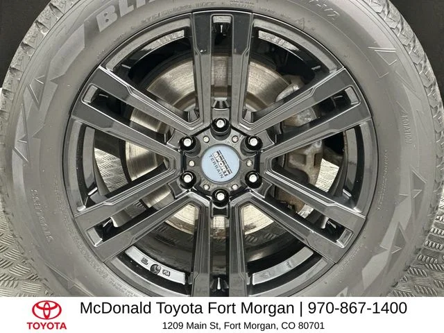 Used 2021 White Ford XLT image 10