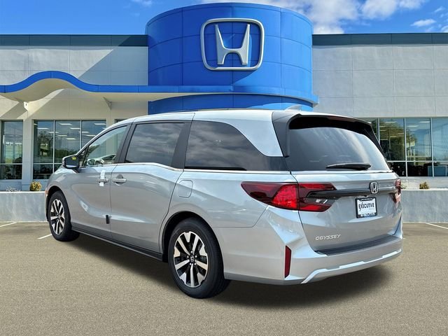 New 2026 Solar Silver Metallic Honda EX-L image 4