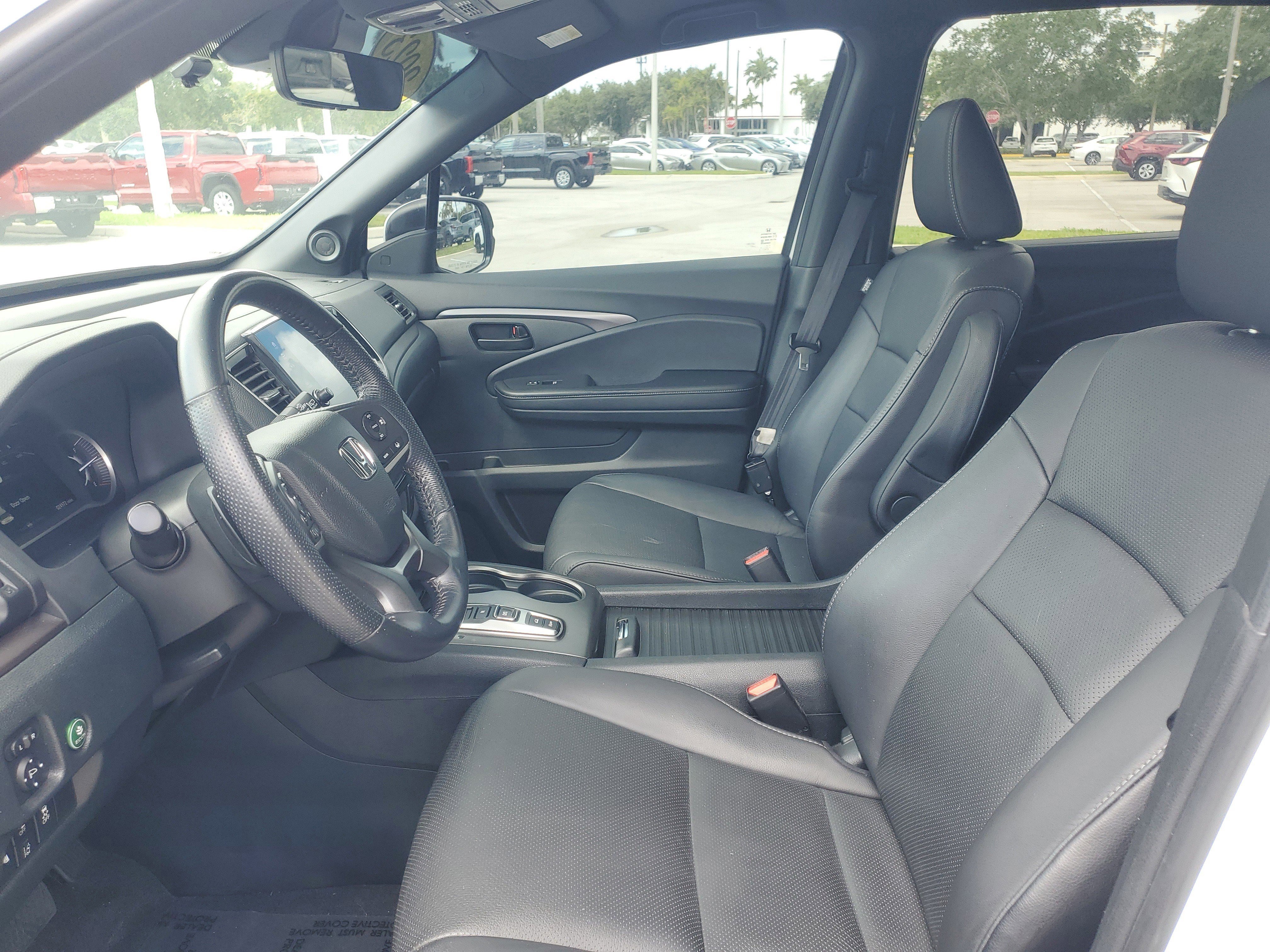 Used 2023 Platinum White Pearl Honda EX-L image 16