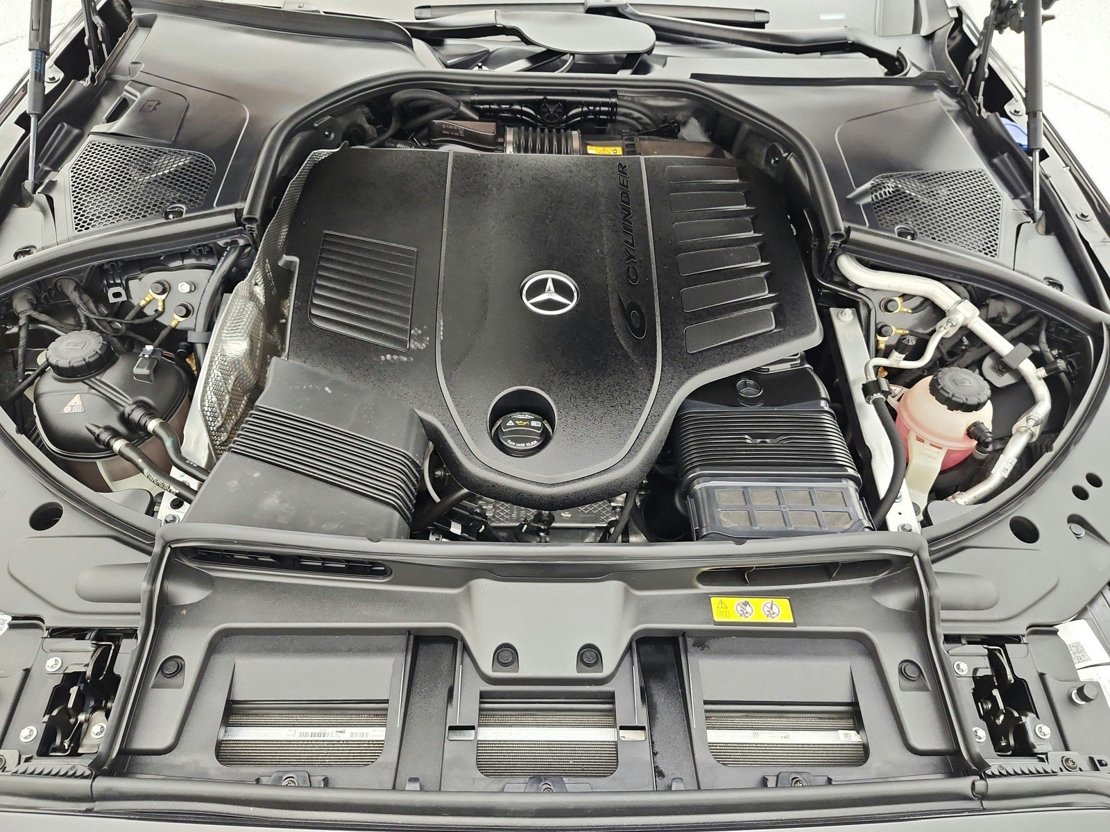 Certified Used 2023 Graphite Grey Mercedes-Benz S 500 4MATIC® Sedan image 17