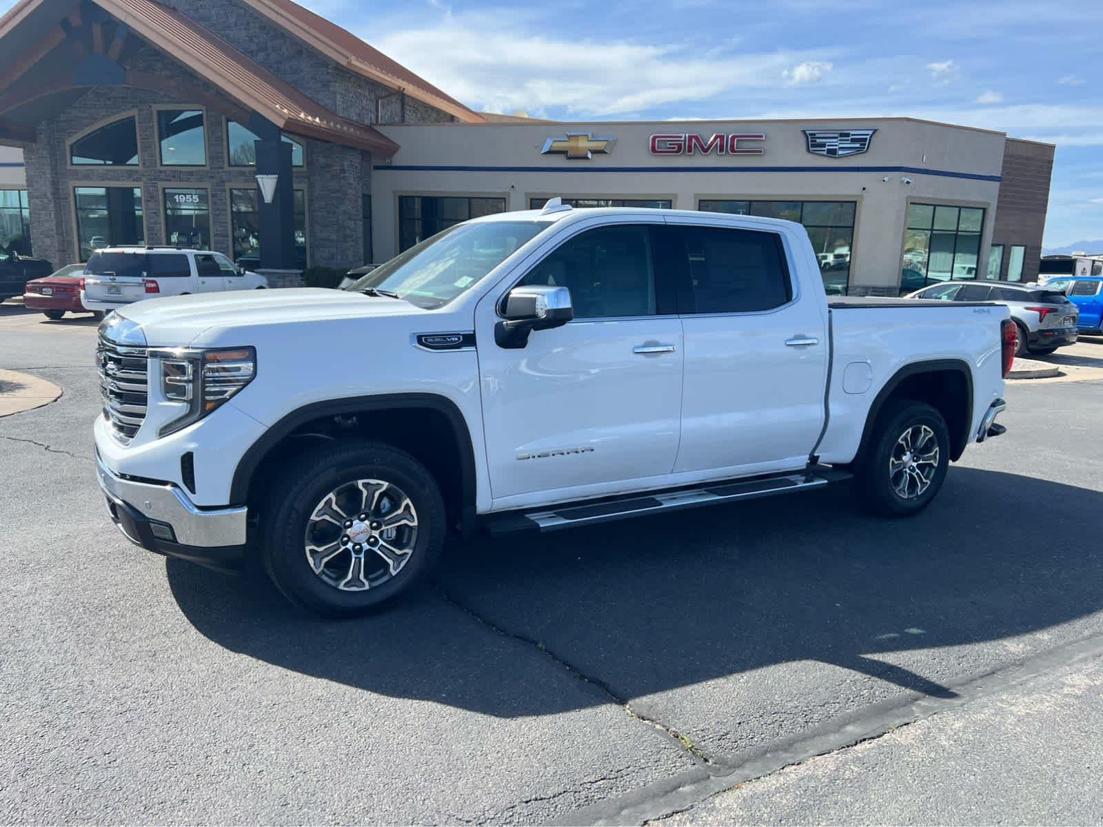 2026 GMC Sierra 4WD Crew Cab Short Box SLT's photo