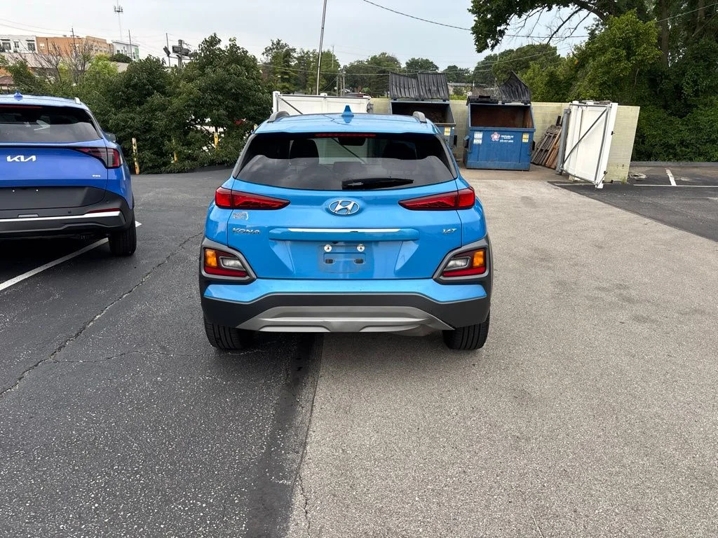 Used 2021 Surf Blue Hyundai Limited image 4