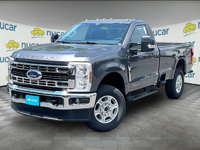 New 2026 Carbonized Gray Metallic Ford XLT image 16