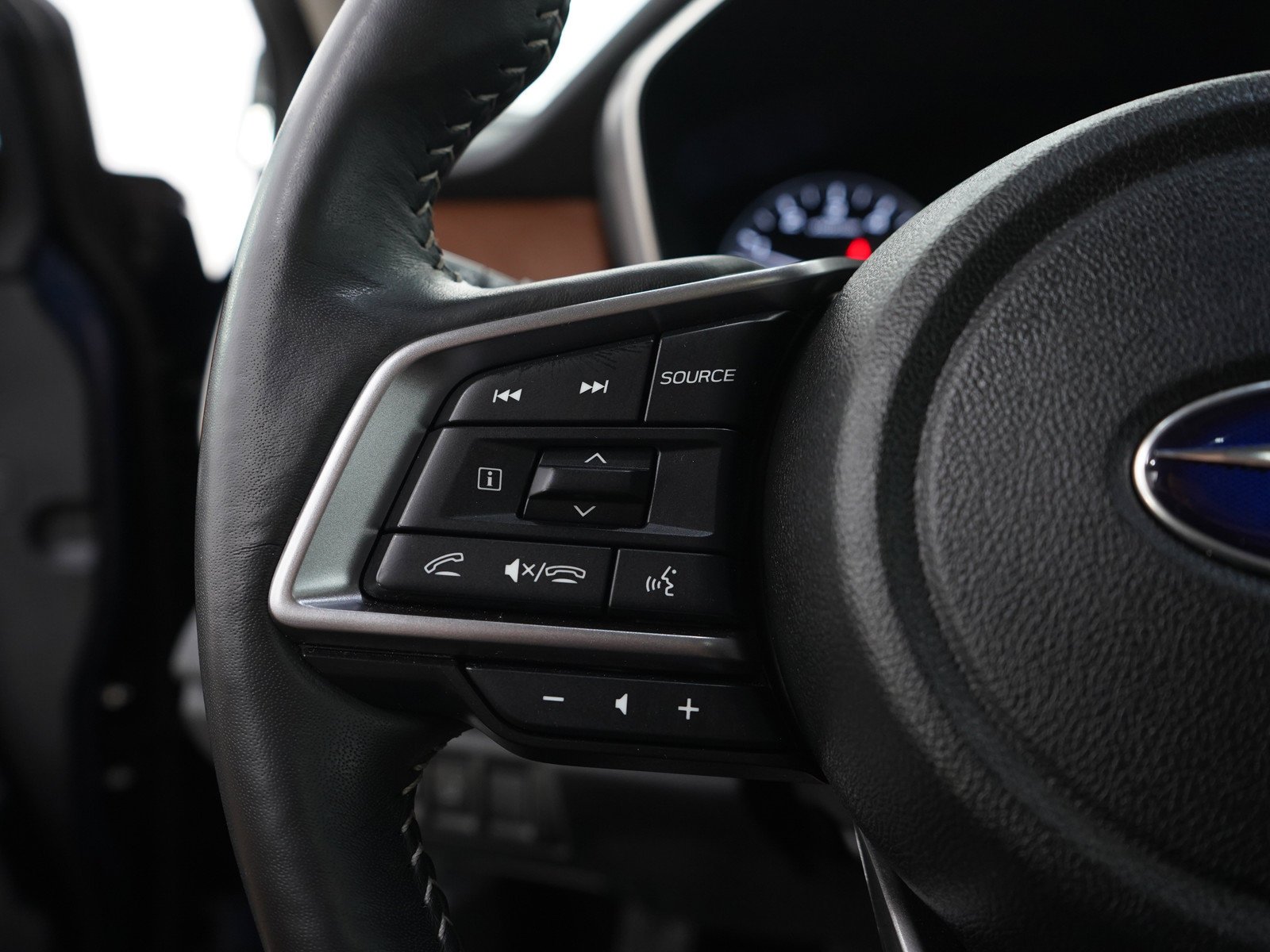Used 2024 Cosmic Blue Pearl Subaru Touring image 27