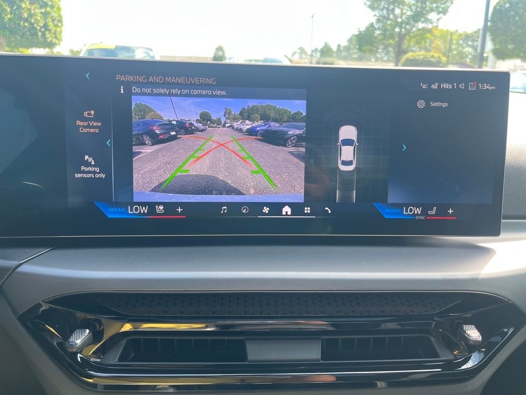 2025 BMW 2 Series 230i - Photo 24