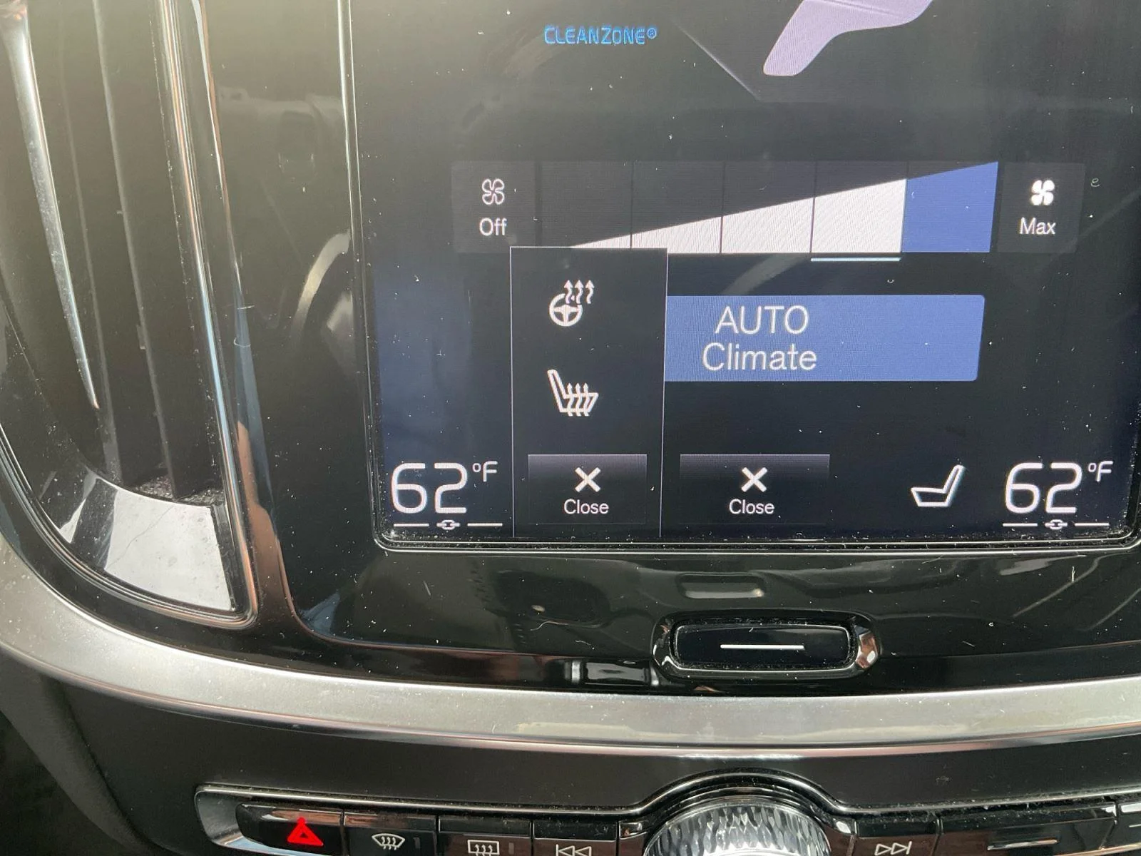 Used 2019 Pebble Grey Metallic Volvo Inscription image 24