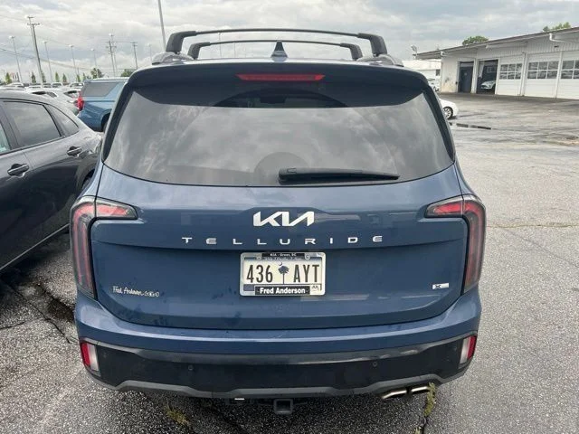 Used 2024 Black Kia EX X-Line image 4