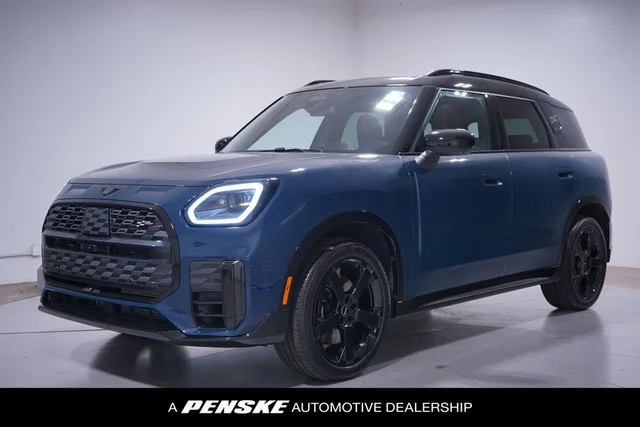 2026 MINI Cooper S Countryman Iconic