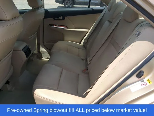 Used 2012 Beige Toyota XLE image 38