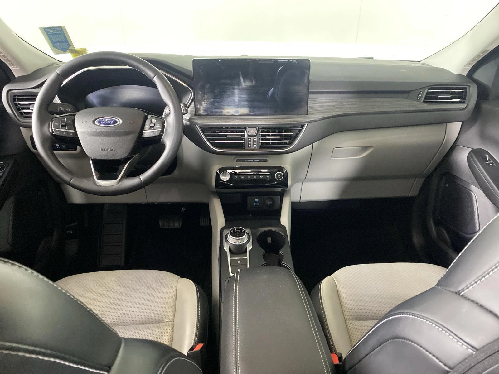 Used 2023 Rapid Red Metallic Tinted Clearcoat Ford Platinum image 35