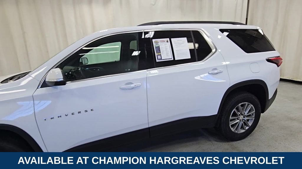 2023 Chevrolet Traverse Cloth photo 4