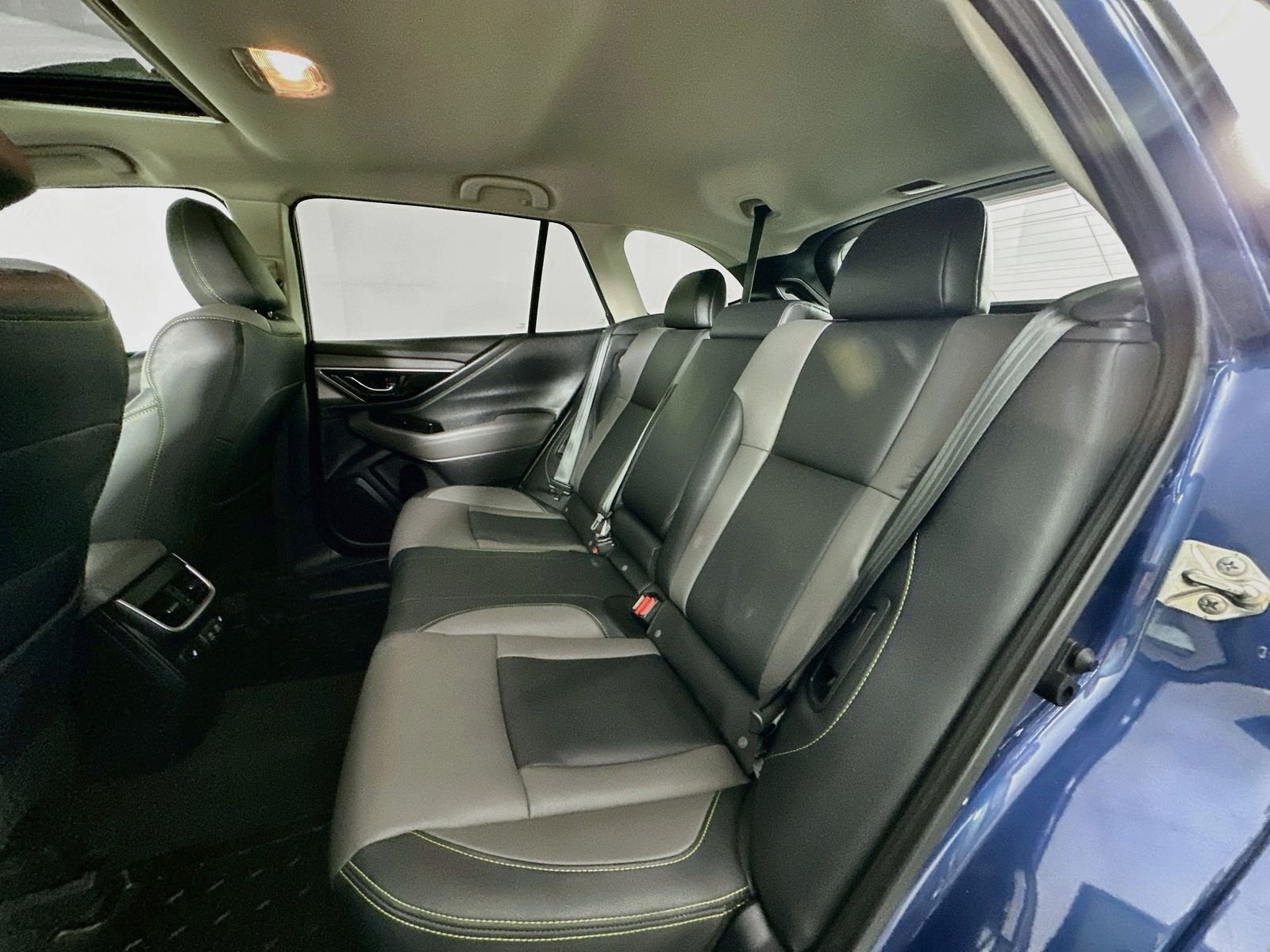 Used 2020 Abyss Blue Pearl Subaru Onyx Edition XT image 25