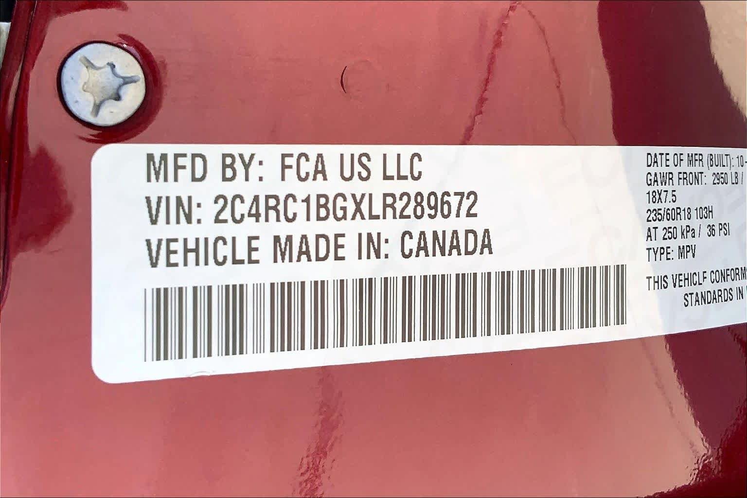 Used 2020 Velvet Red Pearlcoat Chrysler Touring L image 32