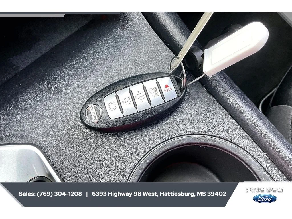 Used 2019 Super Black Nissan 2.5 S image 9
