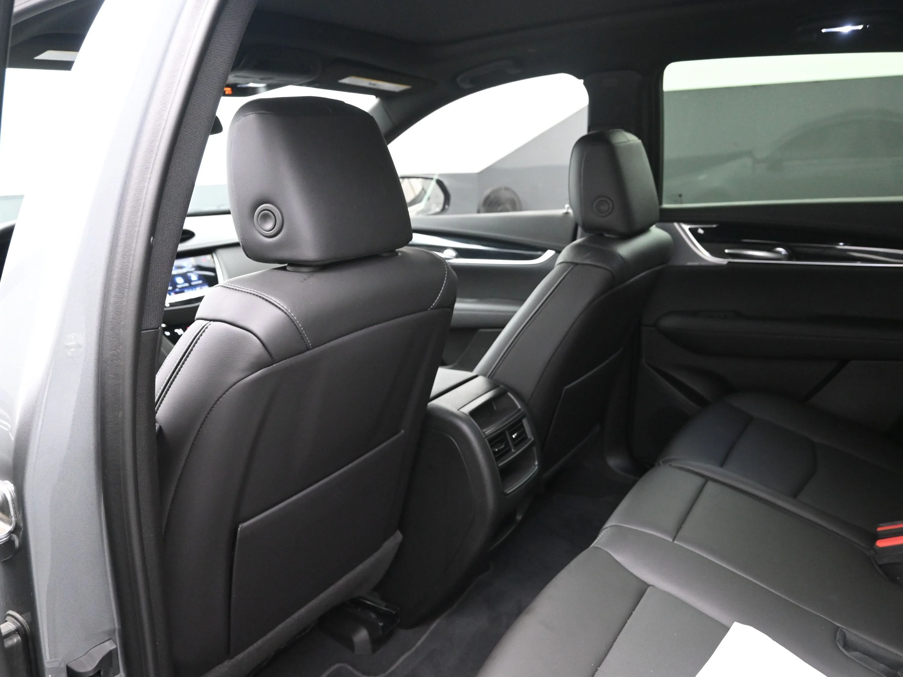 2025 Cadillac XT5 Premium Luxury - Photo 10