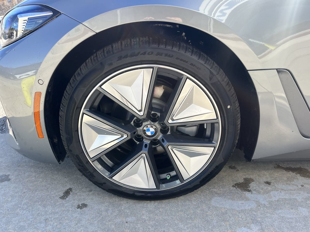 Used 2026 Skyscraper Grey Metallic BMW eDrive40 image 13