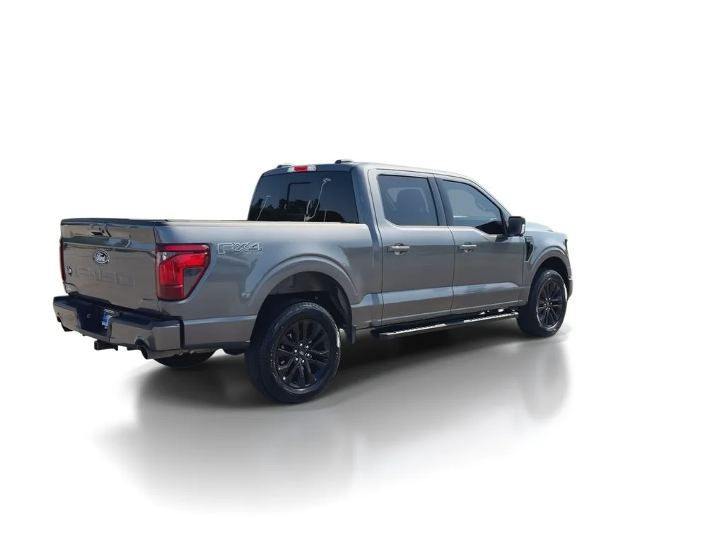 Used 2025 Gray Ford XLT image 9