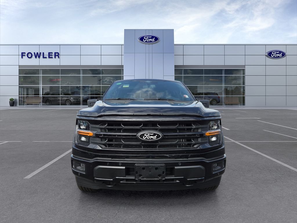 New 2026 Agate Black Metallic Ford XLT image 2