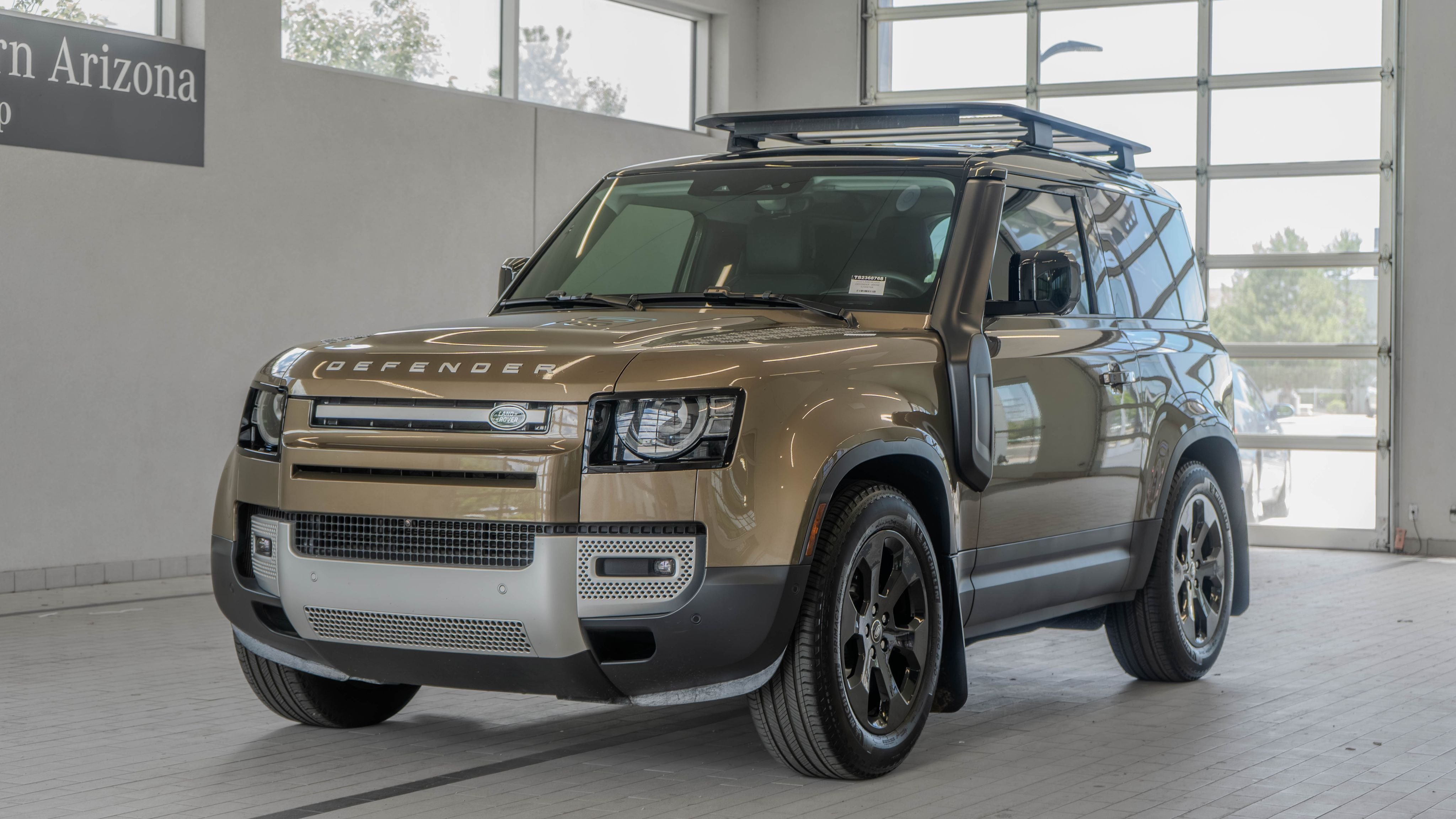 Used 2025 Gondwana Stone Metallic Land Rover S image 24