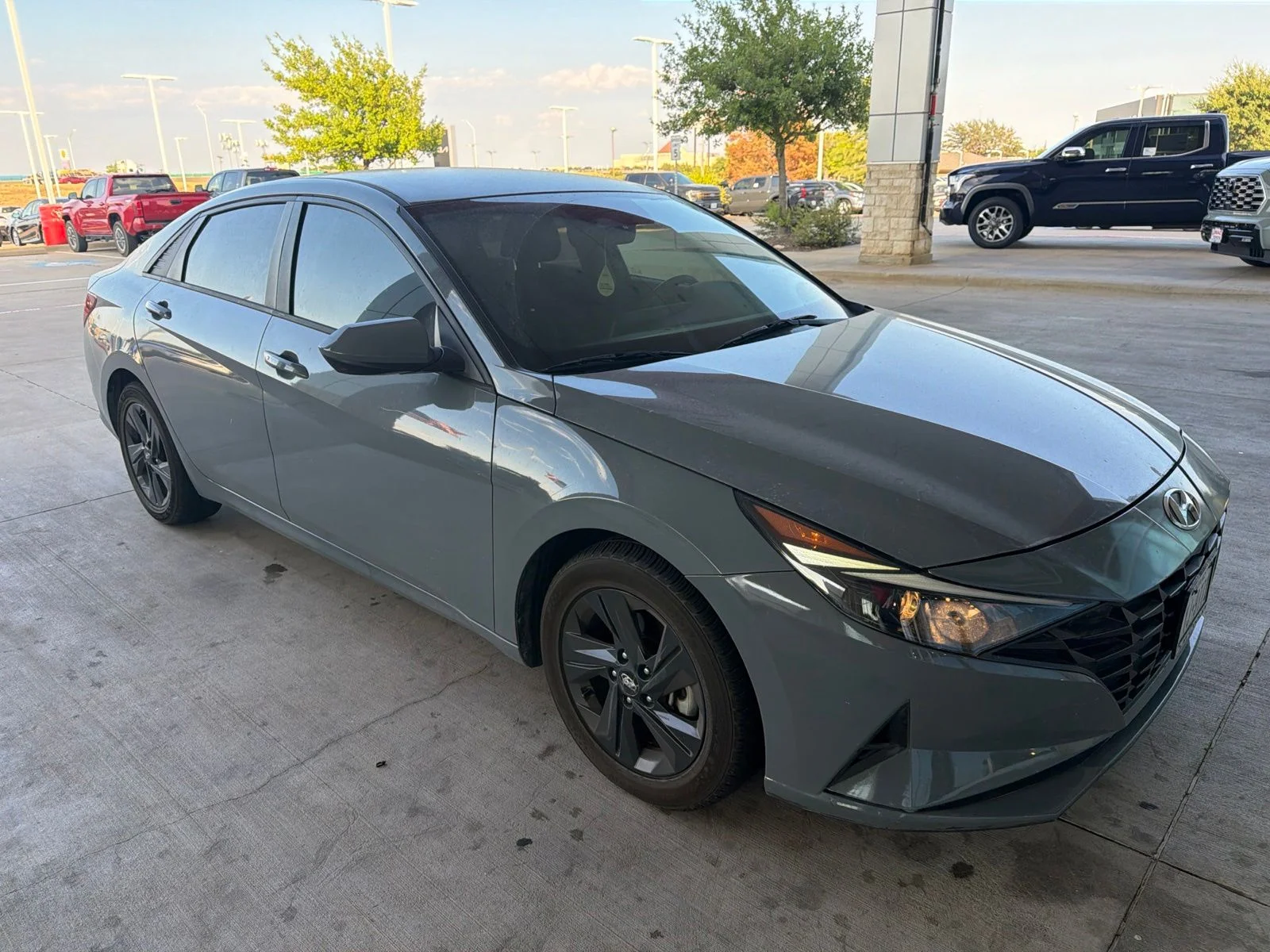 Used 2023 Gray Hyundai SEL image 21