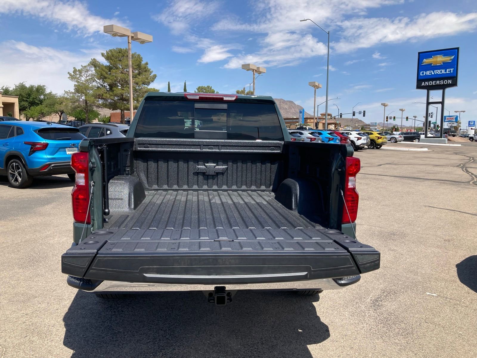 2025 Chevrolet Silverado 1500 LT - Photo 38