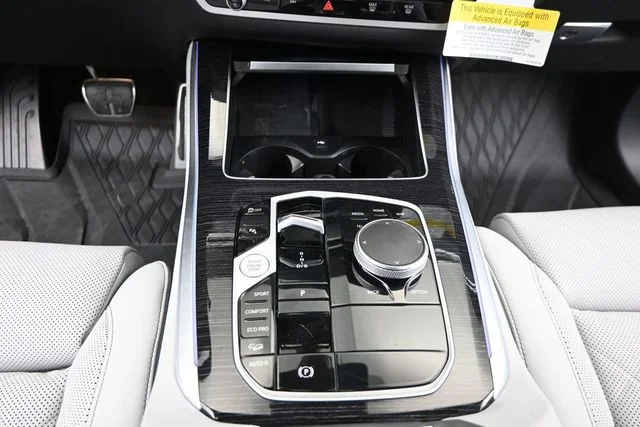 Used 2026 Gray BMW xDrive40i image 16