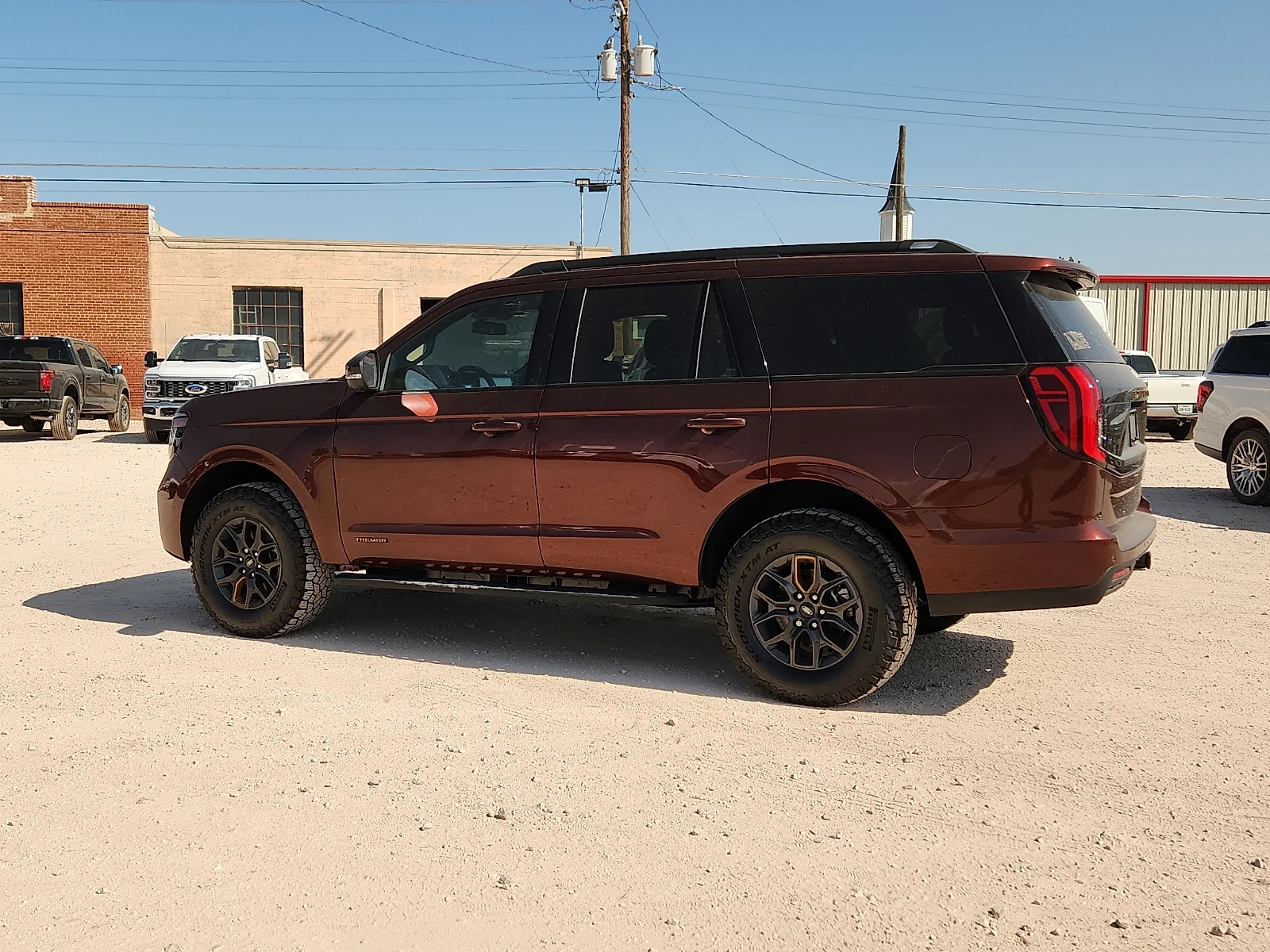 New 2027 Bronze Fire Metallic Tinted Clearcoat Ford Tremor image 4