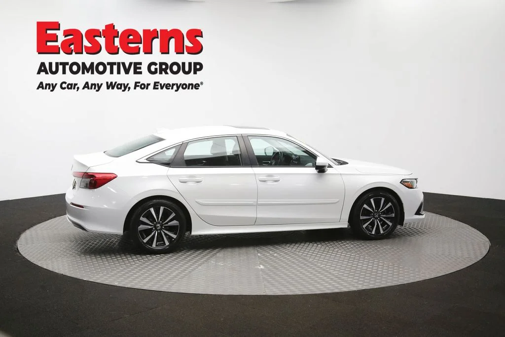 Used 2024 White Honda EX image 42