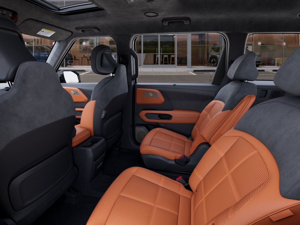 New 2027 Ebony Black Kia  image 18