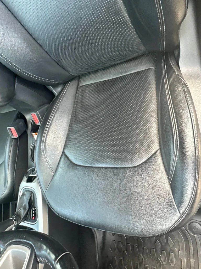 Used 2020 White Jeep Limited image 5