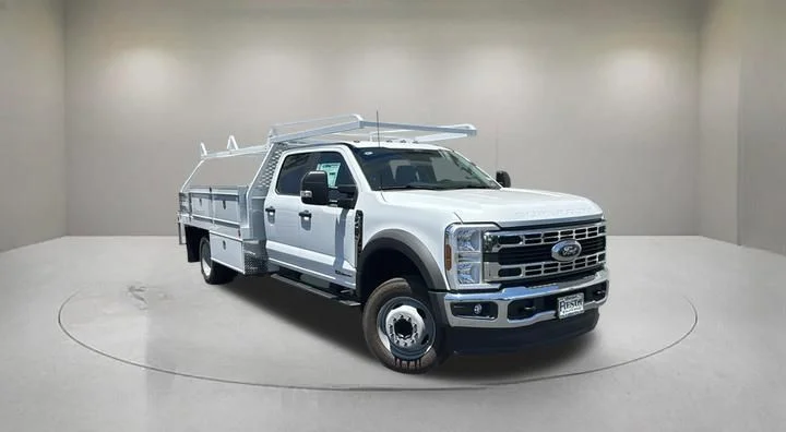 2026 Ford F-450 XL Crew Cab 203-In DRW's photo