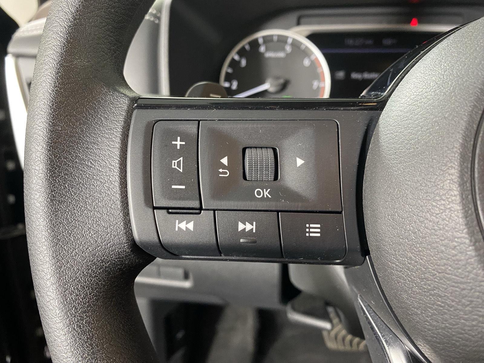 Used 2023 Super Black Nissan SV image 14