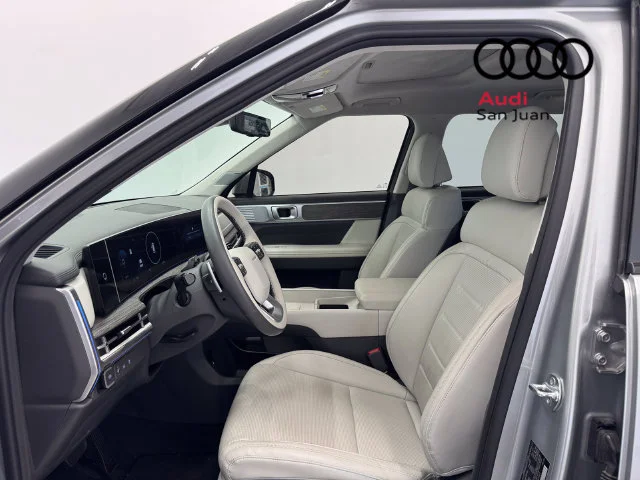 Used 2025 Silver Hyundai Calligraphy image 17