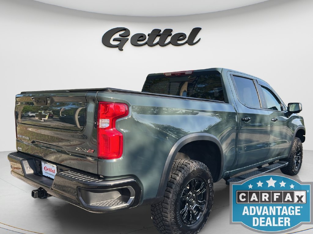 Used 2025 Gray Chevrolet ZR2 image 6