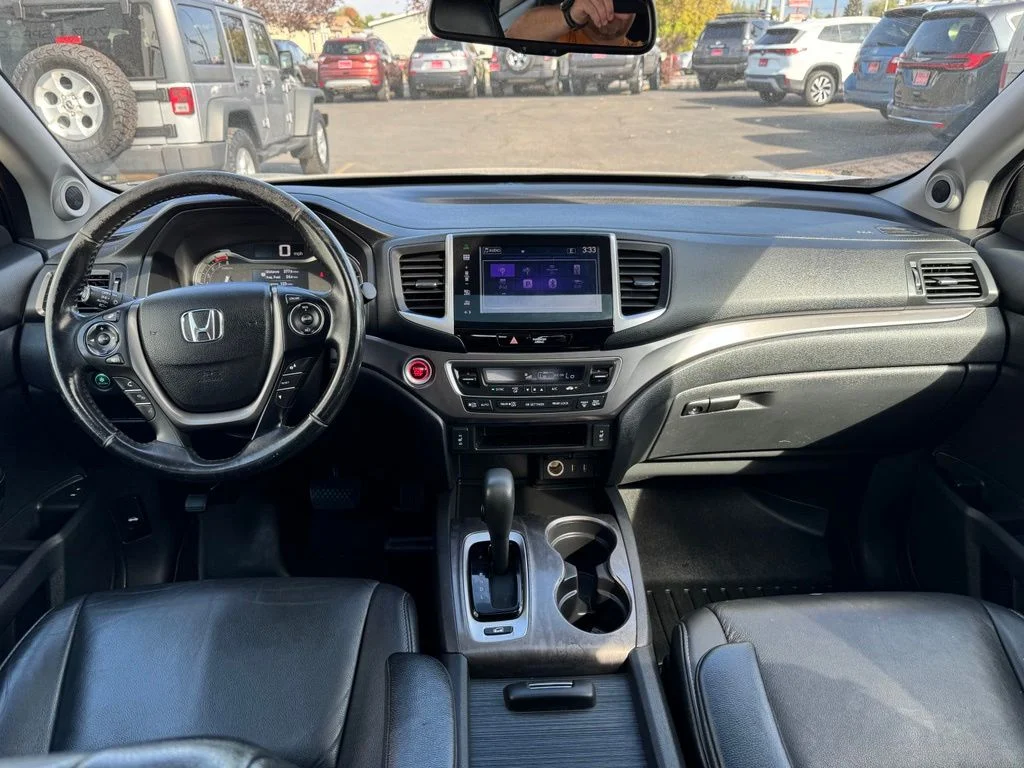 Used 2016 Black Honda EX-L image 17