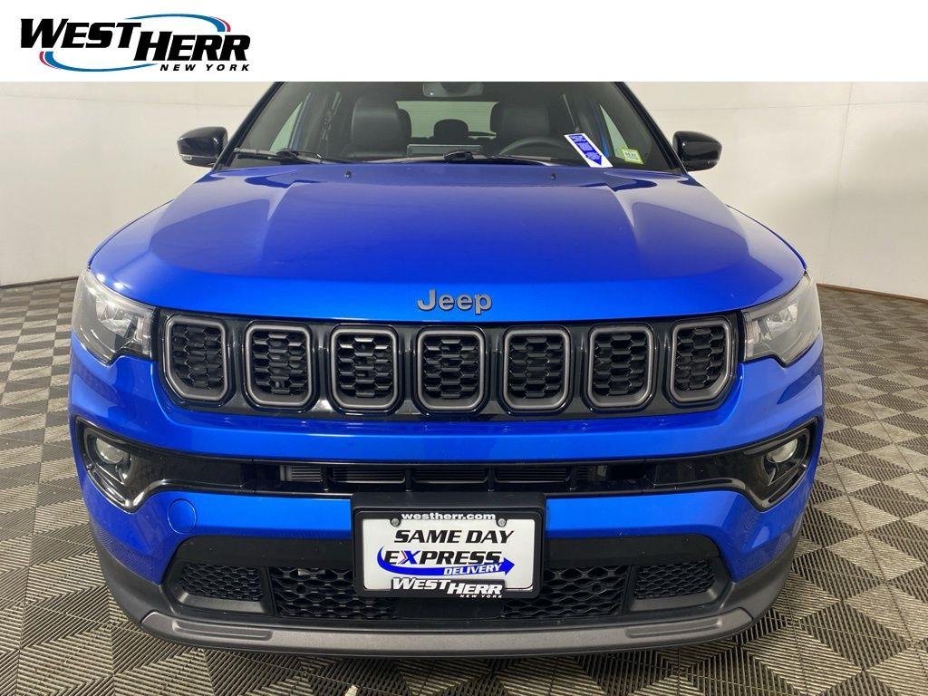 Used 2026 Hydro Blue Pearlcoat Jeep Limited Altitude image 25