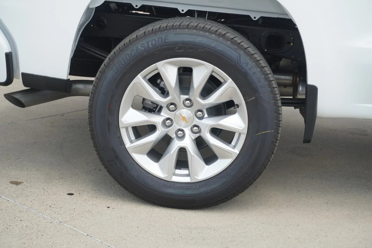 2026 Chevrolet Silverado 1500 Custom - Photo 6