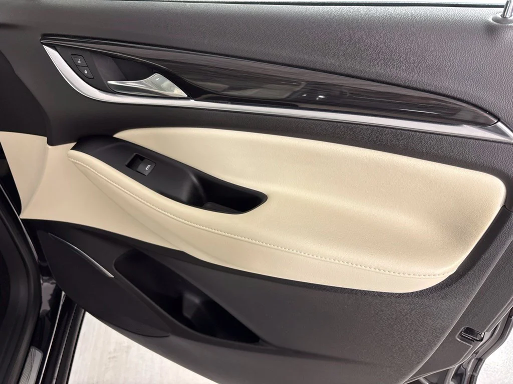 Used 2023 Black Buick Essence image 15