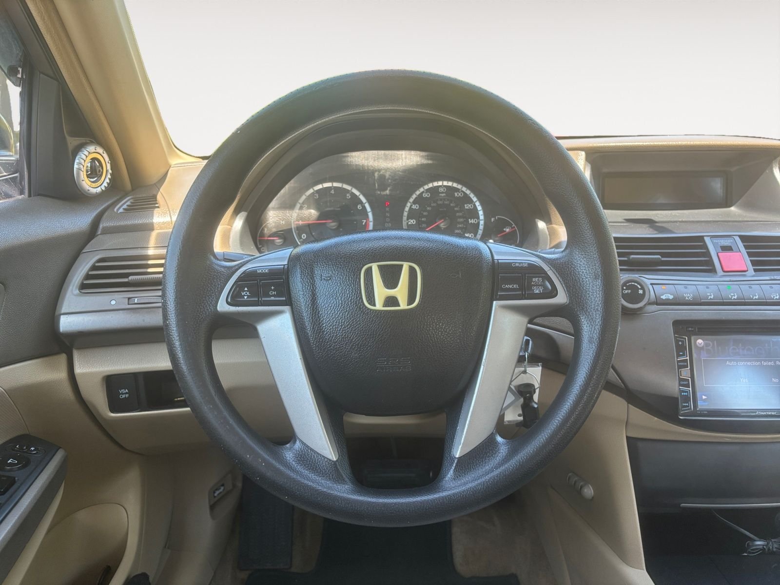 Used 2009 Gold Honda LX image 12